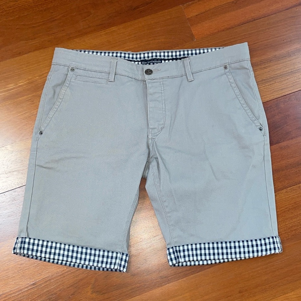 Alcott Basic Canvas Bermuda Shorts - image 1